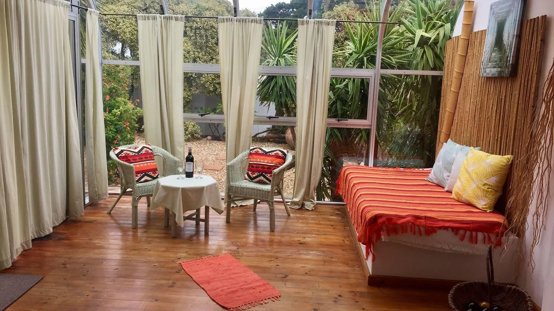 Villa Surprise Guesthouse Cape Town Guest house